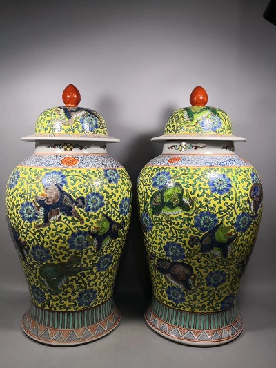 CHÓE SỨ