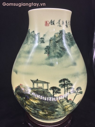 Bình hoa bày