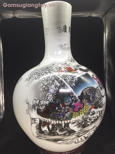 Bình sứ  giáng củ tỏi