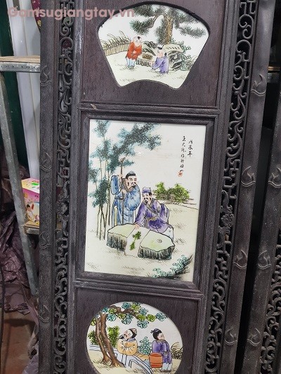 Tranh  sứ nét vẽ tinh tế 