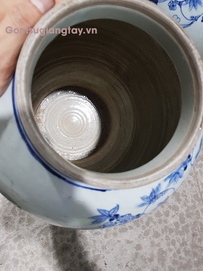 CHóe Sứ men chàm giả cổ vẽ tay tinh tế rõ nét