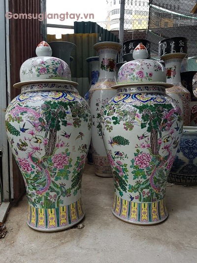 CHóe Sứ  hàng gấm 